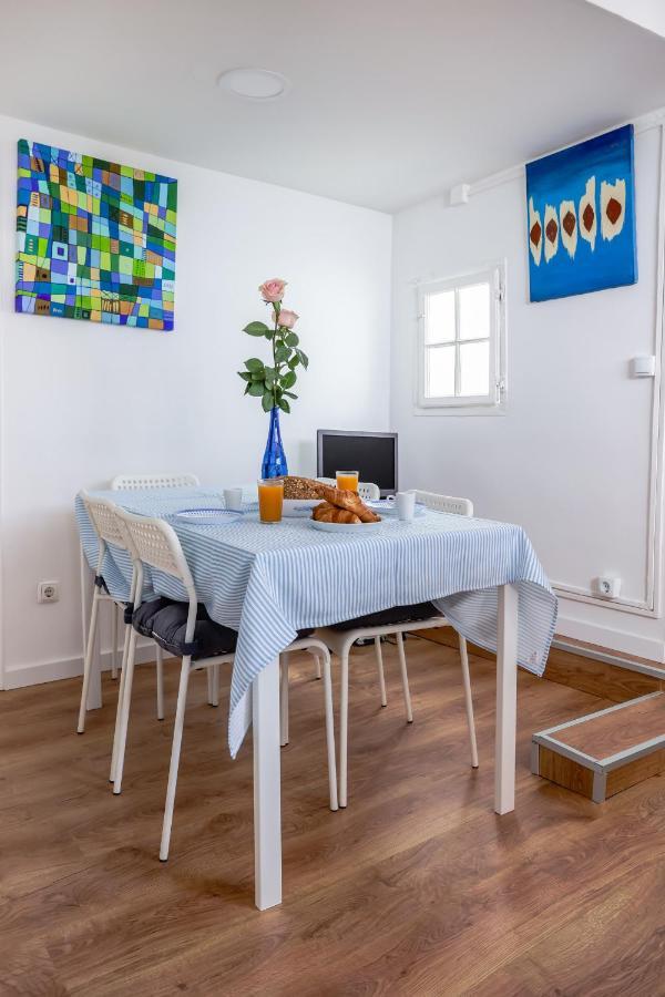 Cozy 3 Bedroom Apt In Lively Bairro Alto Lisbon Bagian luar foto