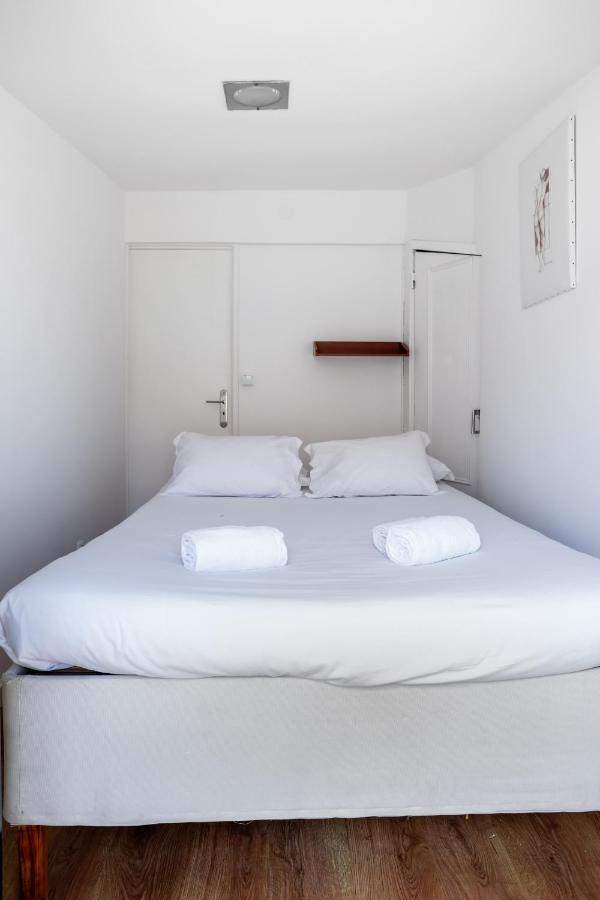 Cozy 3 Bedroom Apt In Lively Bairro Alto Lisbon Bagian luar foto